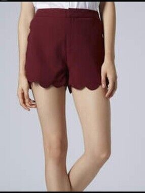 TOPSHOP Scallop Hem High-Waist Shorts in Deep Burgundy